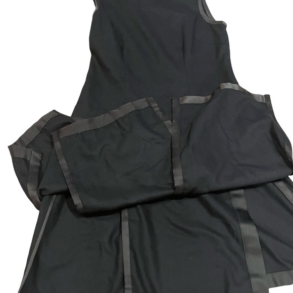 DKNY Dress with panels that open- flapper style wool dress - Drip waist size 8 - Picture 4 of 5